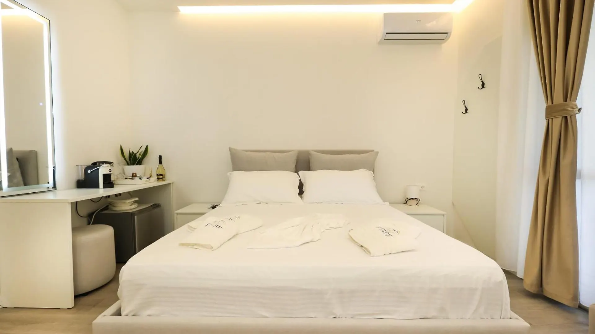 אוריקום Dadu Rooms בית נופש