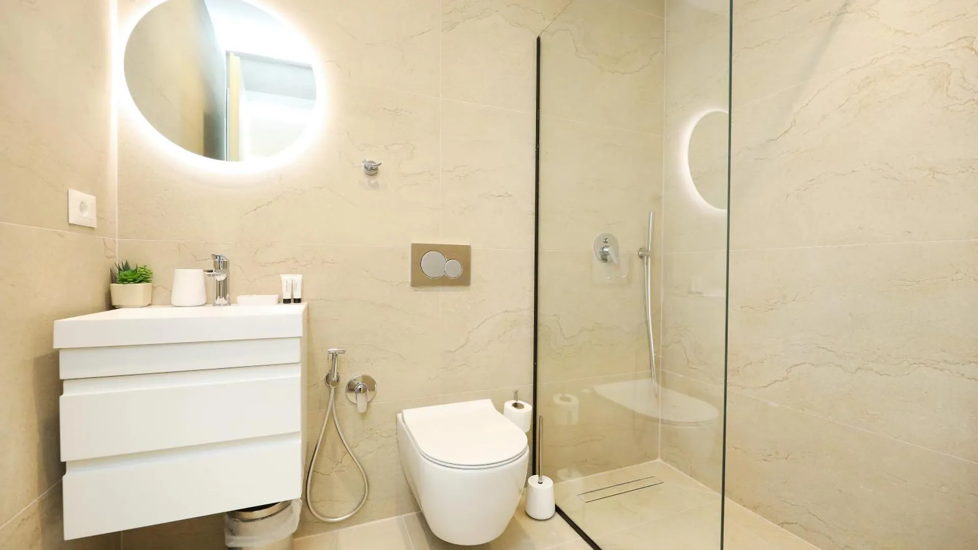 אוריקום Dadu Rooms